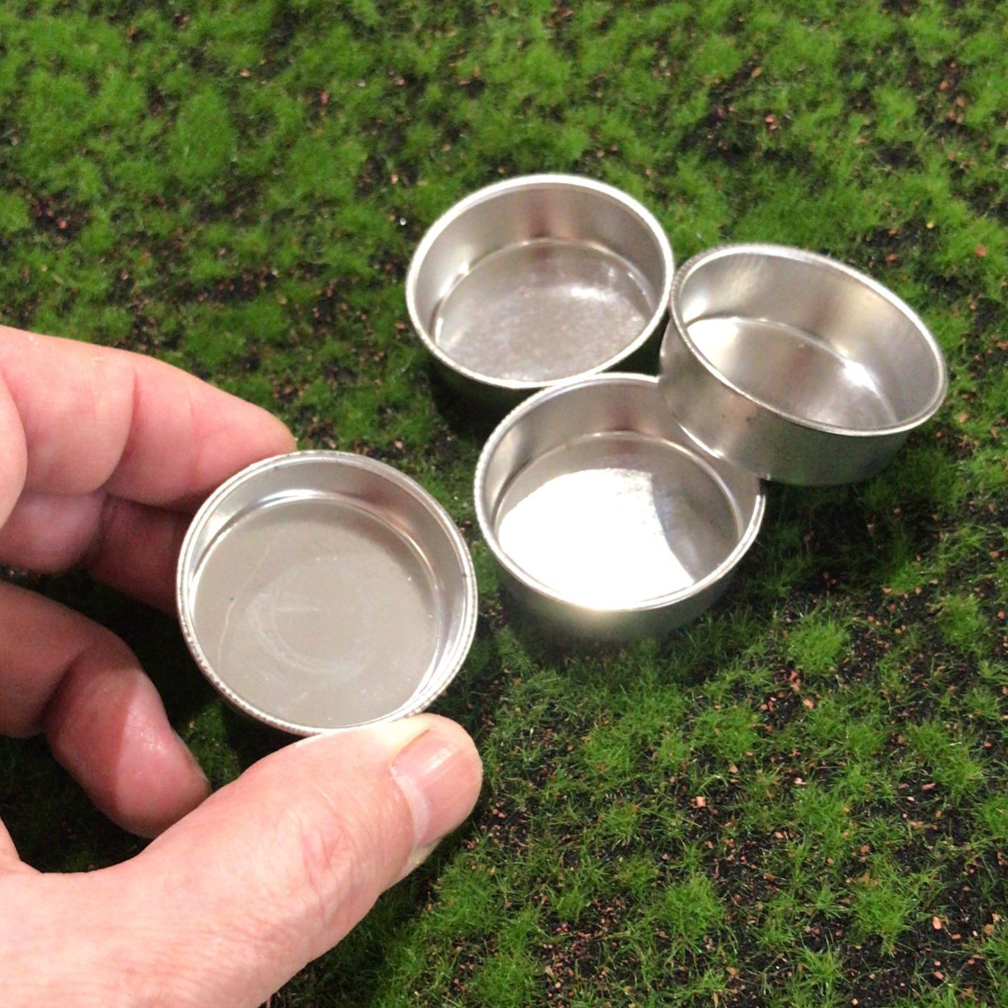 Pocillos de Metal para Mezclas de Pintura (10 unidades)